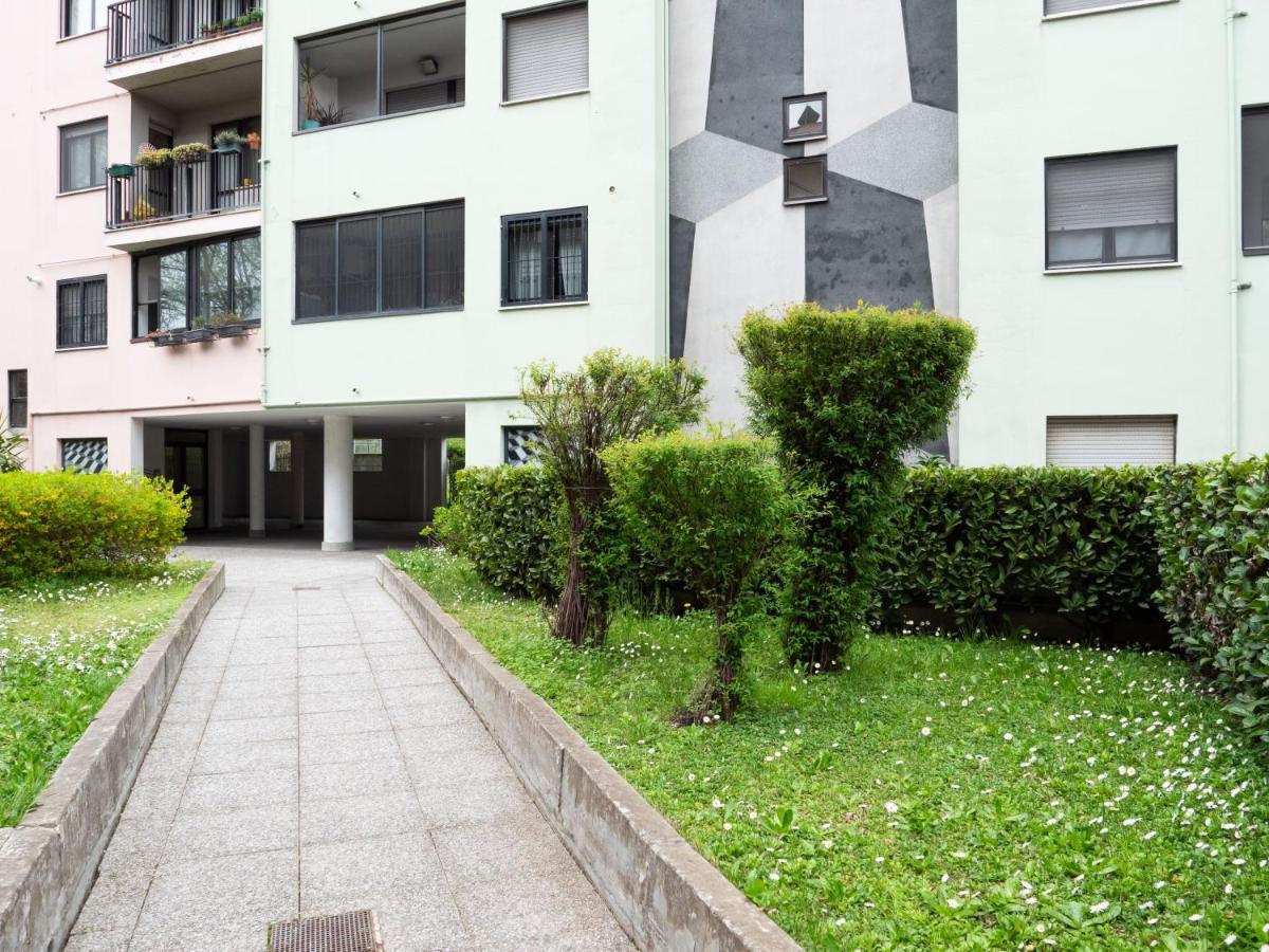 Ferienwohnung Comfy Penthouse Mailand Exterior foto